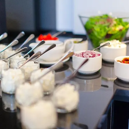 Terminal 3* 브로츠와프