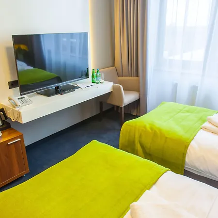 Terminal 3* 브로츠와프