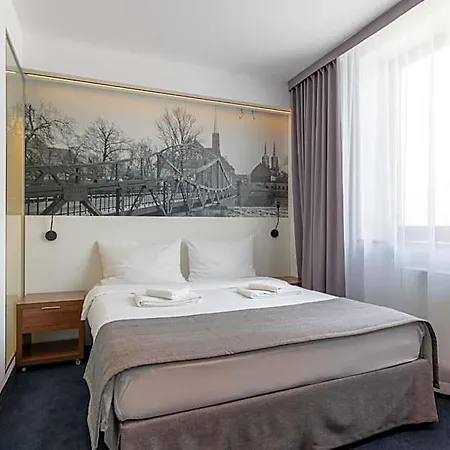 Terminal Hotel