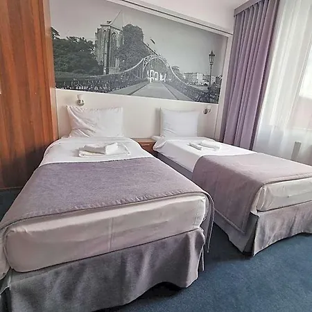 Terminal Hotel