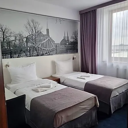 Hotel Terminal 3*